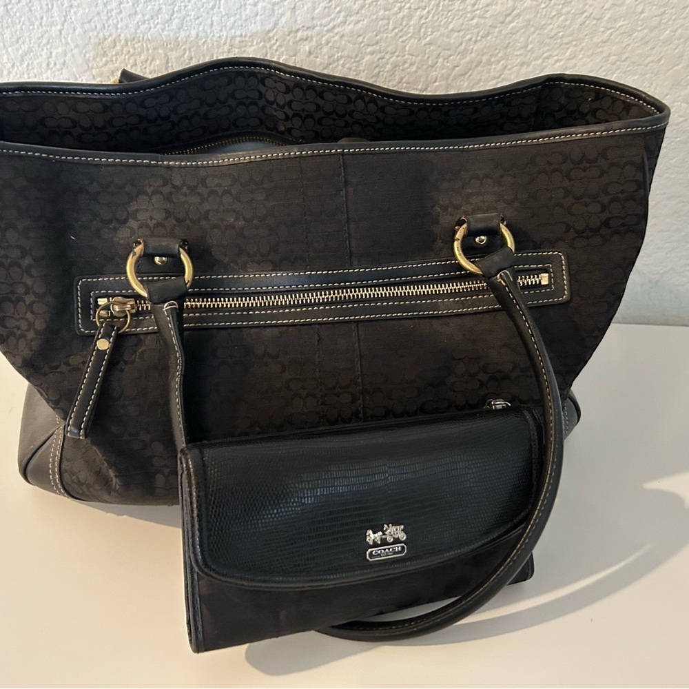 Coach Black Tote with Matching Wallet - Picture 2 of 3